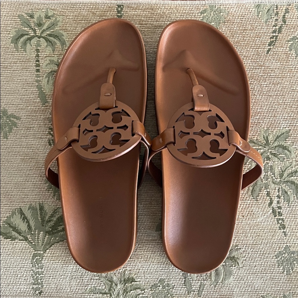 Tory Burch Tan Cutout Slide Sandals excellent like new